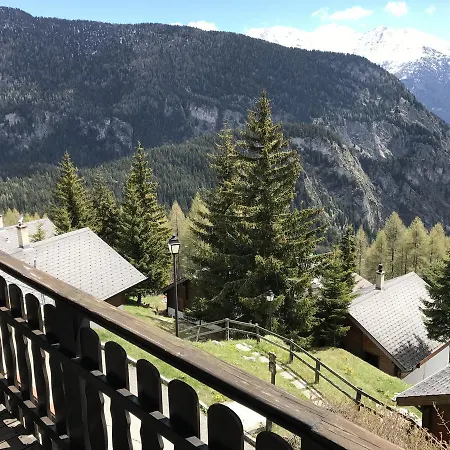 Ferienhaus Tschuggen Nyaraló *
