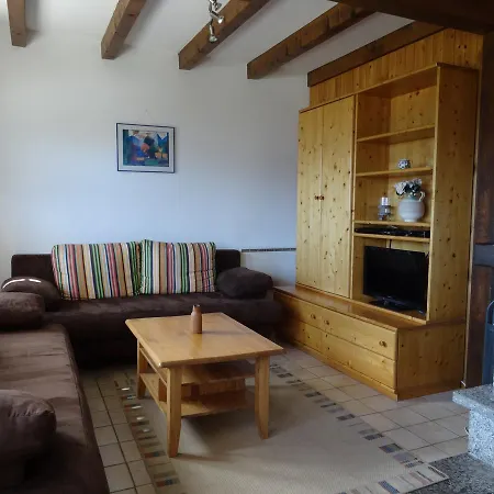 Nyaraló Ferienhaus Tschuggen Naters